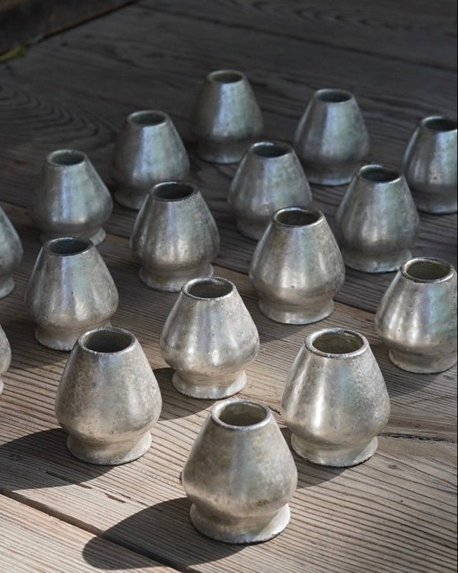 Silver Glazed Tea Whisk Holder／銀彩茶筅立て