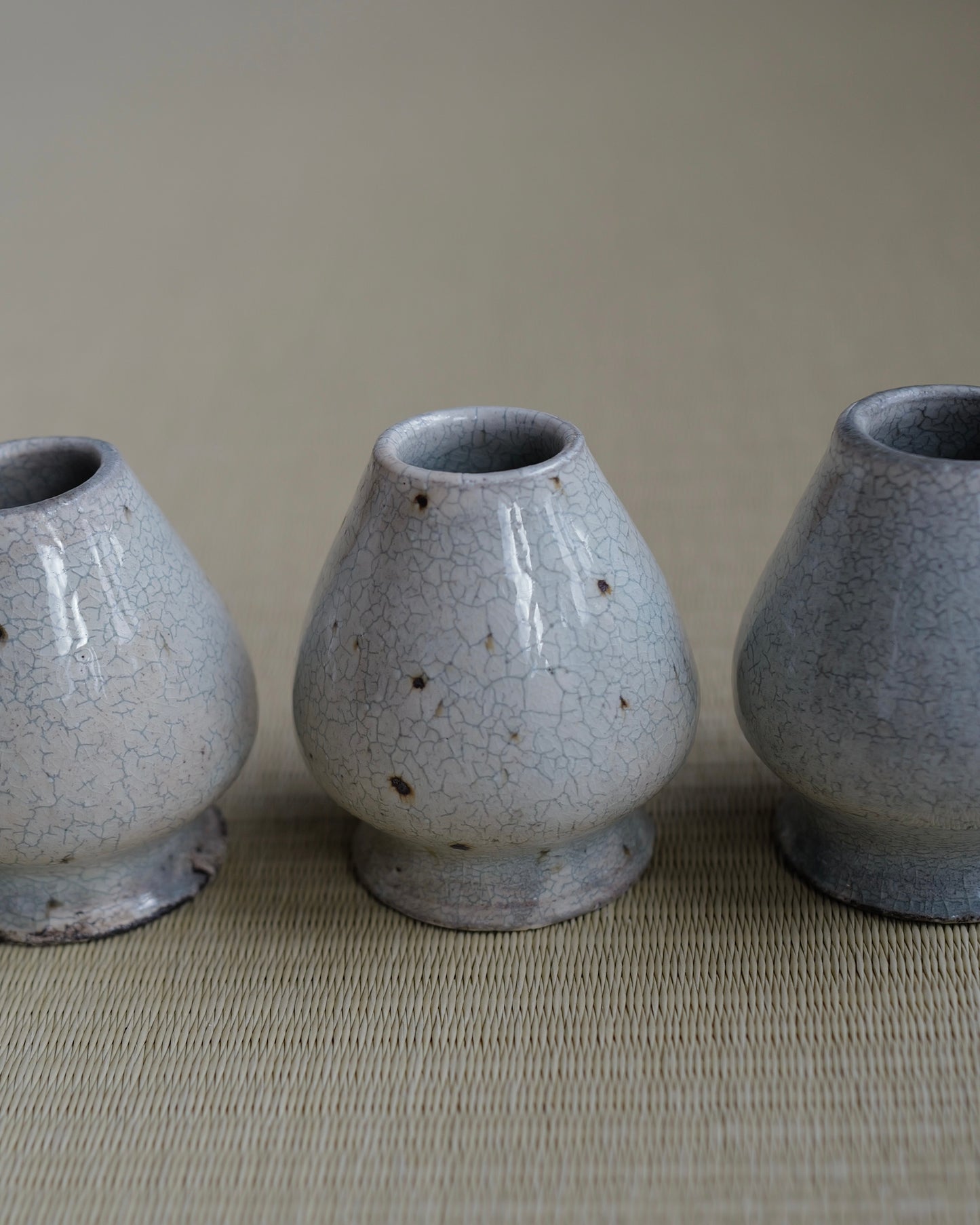 Tea Whisk Holder／粉引茶筅立て